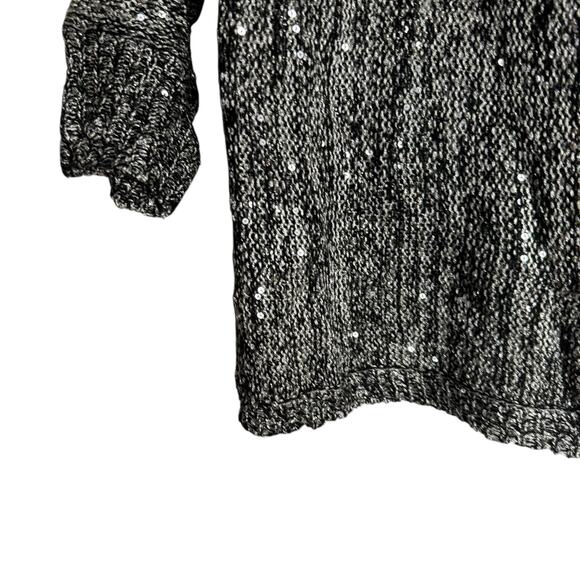 Chico’s Metallic Gray Sequined Knit 3/4 Sleeve Pullover Sweater Size 8 - Picture 5 of 9
